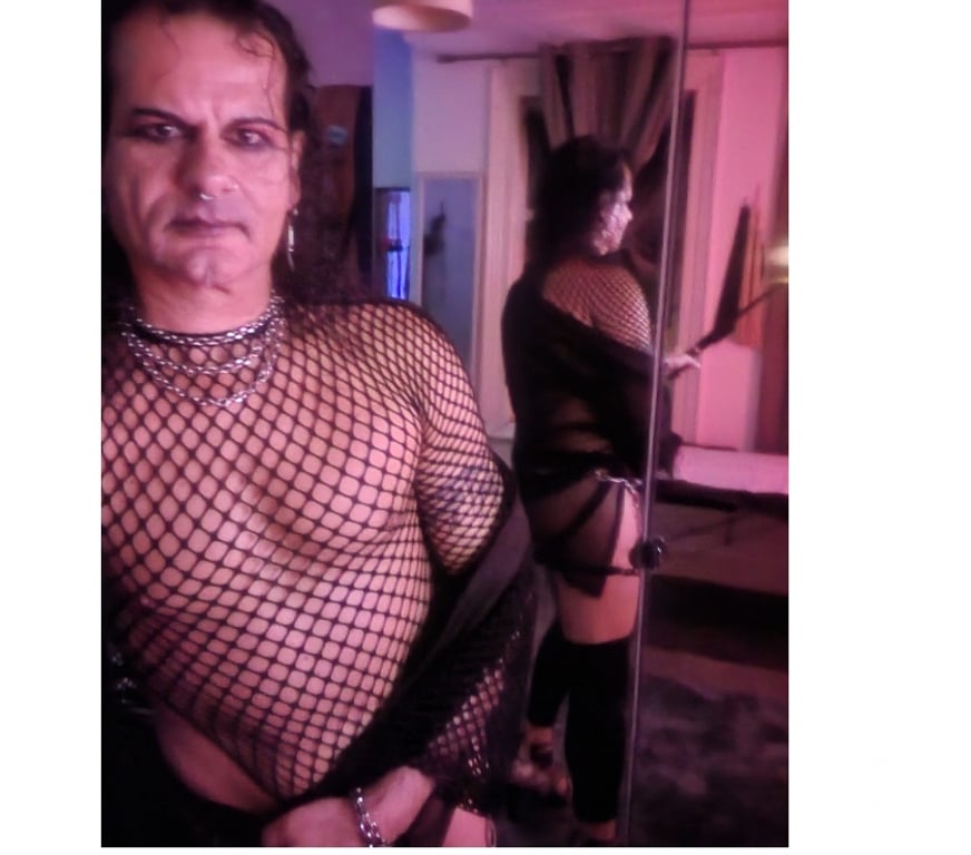 Escorts East London Walthamstow - East London - Photos for Zeus italian top master and masseur 4u