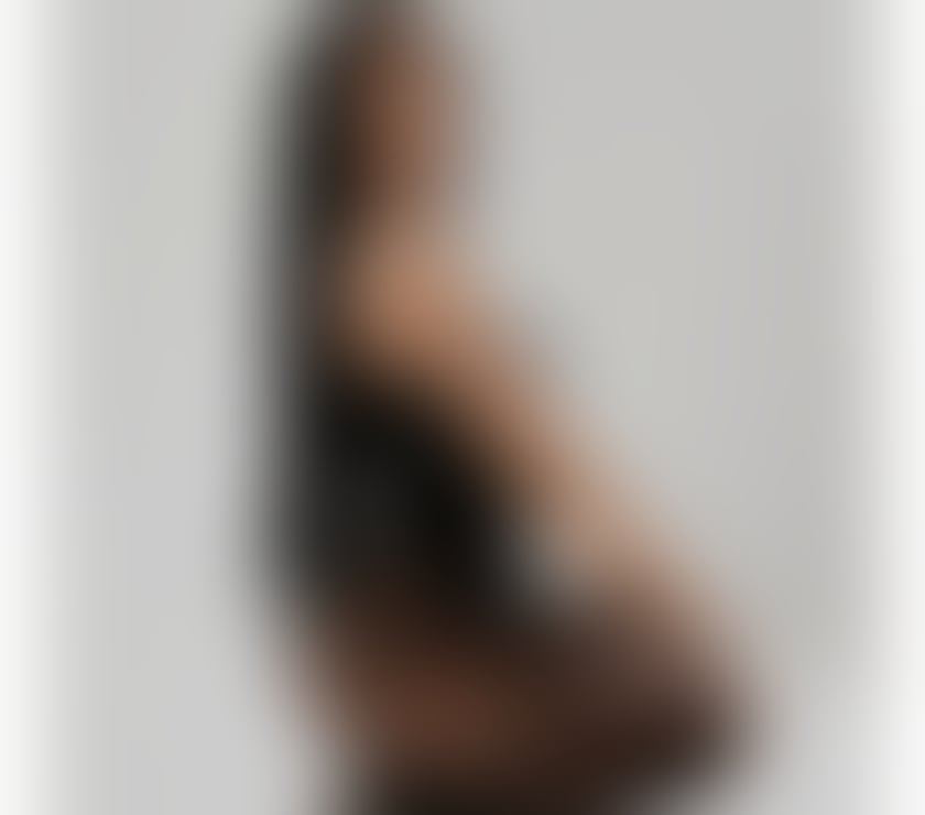Escorts West Midlands Birmingham - Photos for NEW LORA 🥰 SNEAK AWAY SO WE CAN PLAY 🍑🥂