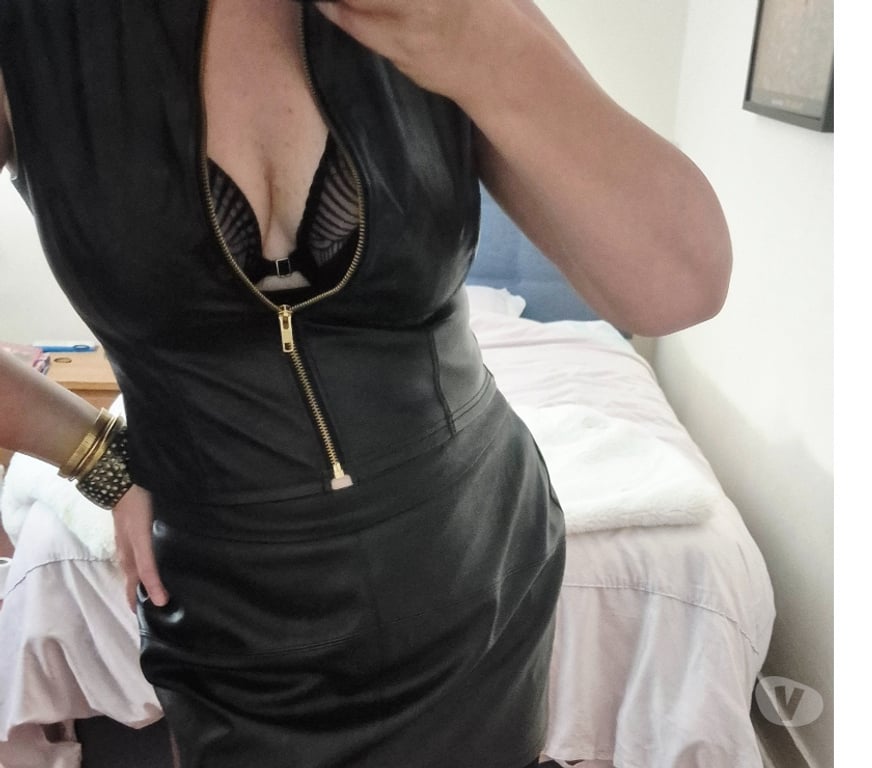 Escorts Worcestershire Malvern Hills - Photos for Charlie Suede, Sensual Artist, Tantra and dominatrix