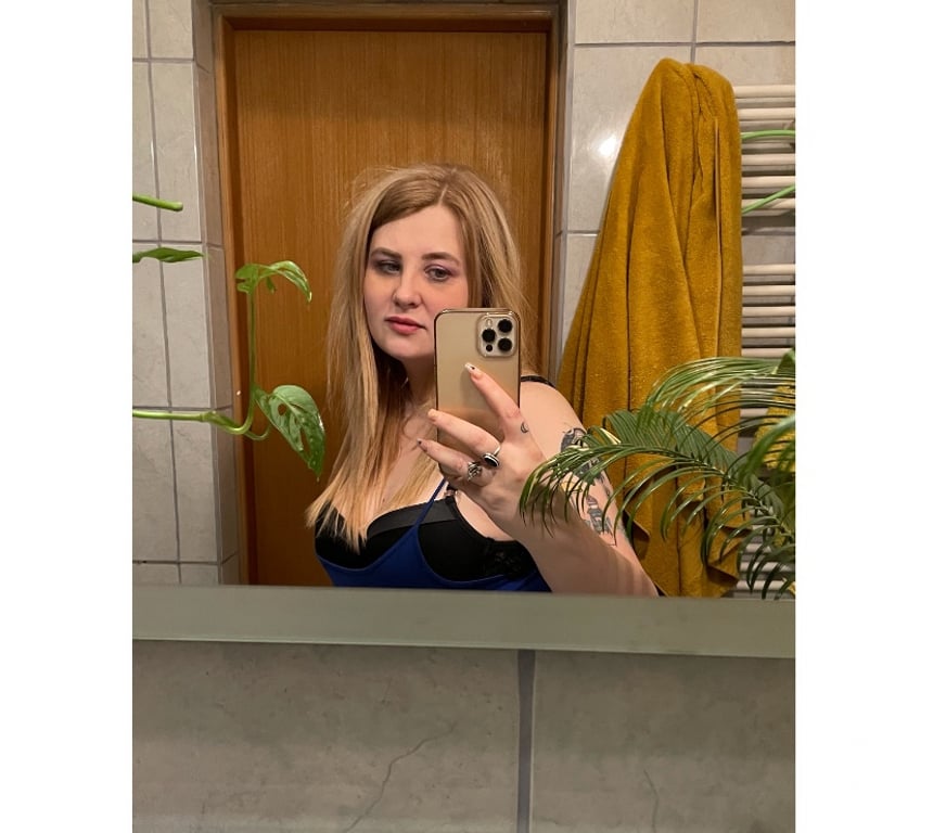 Escorts Slough Slough Town Centre - Slough - Photos for Goddess Maya - amazing service-all natural and 100 % real