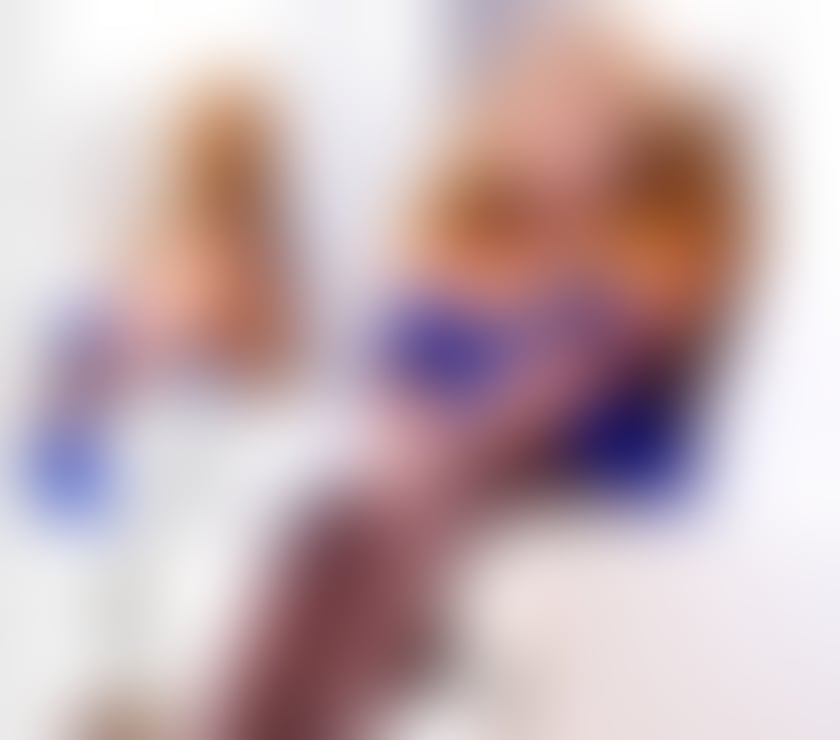  Escorts Motherwell North Lanarkshire - Photos for Ebony Companion Lease In Scotland Motherwell Town Centre