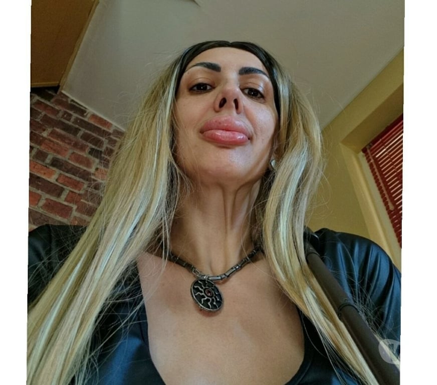 Adult Entertainment West Northamptonshire Northampton - West Northamptonshire - Photos for Video call,texting with pics,custom vids by request