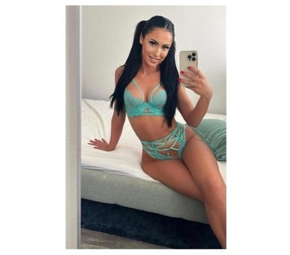 Escort Coventry City Centre Coventry - Photos for Allma back to Coventry !!❤️