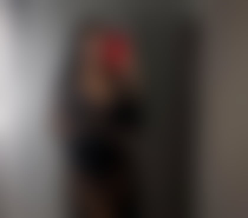 Escorts Chelsea South West London - Photos for Tania is back in East London Nuru massage.