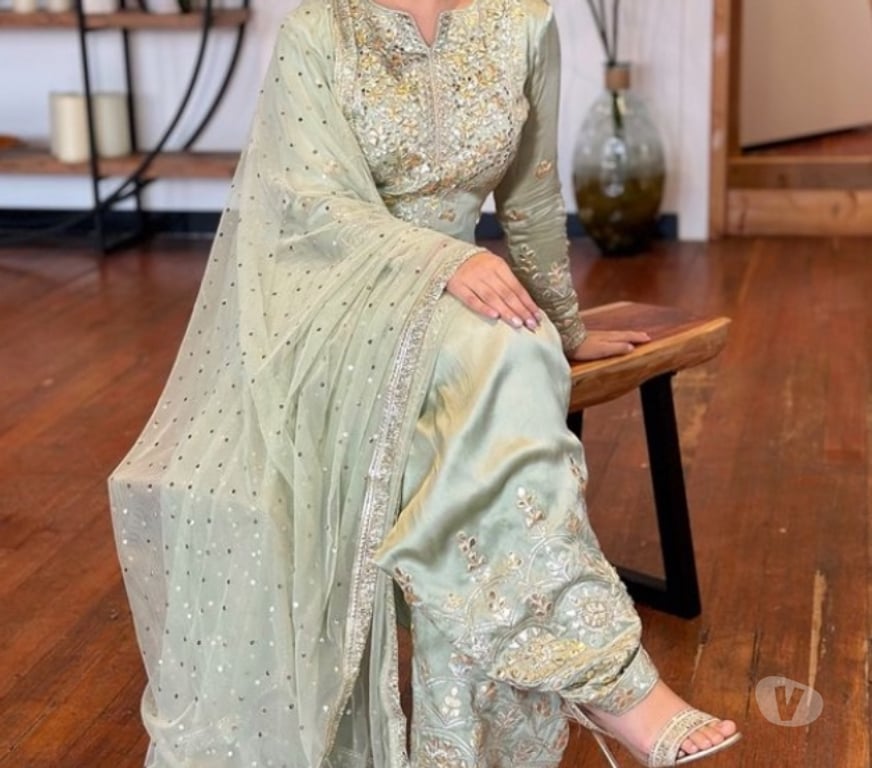 Adult Entertainment Greater Manchester Salford - Photos for GENUINE PAKISTANI DOM NAUGHTY SLUT!