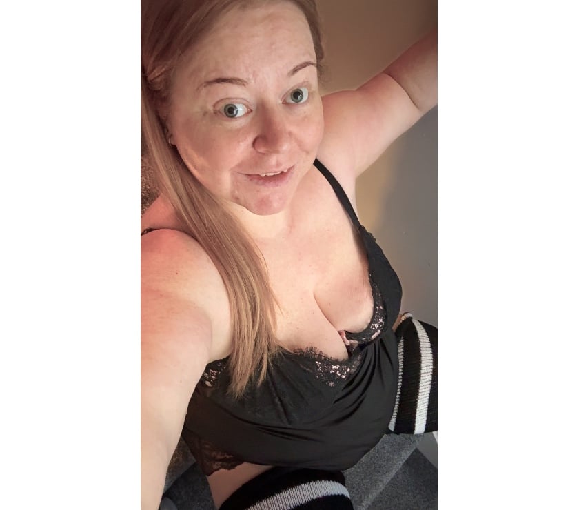 Photos for Horny curvy filthy natural HH t!ts big 🍑 ginger milfy