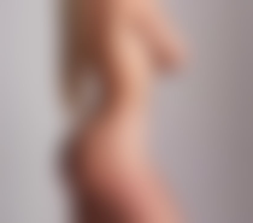 Escorts South West London South Kensington - South West London - Photos for Knightsbridge, Kensington, Mayfair, Chelsea, Earls Court