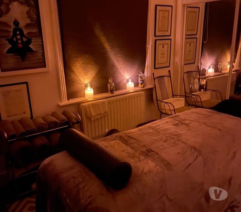 Escorts Buckinghamshire Milton Keynes - Photos for Gay Male Masseur M2M Tantric Erotic Massage -Milton Keynes