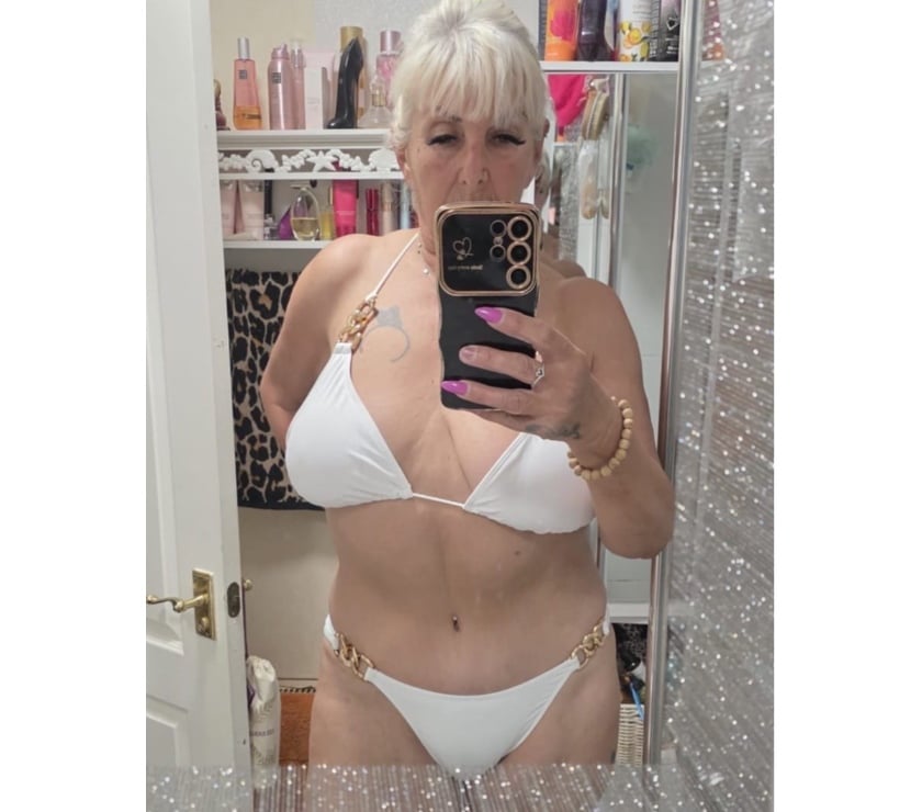 Escorts Bridgwater Somerset - Photos for Sexy Chelsea Blonde and classy