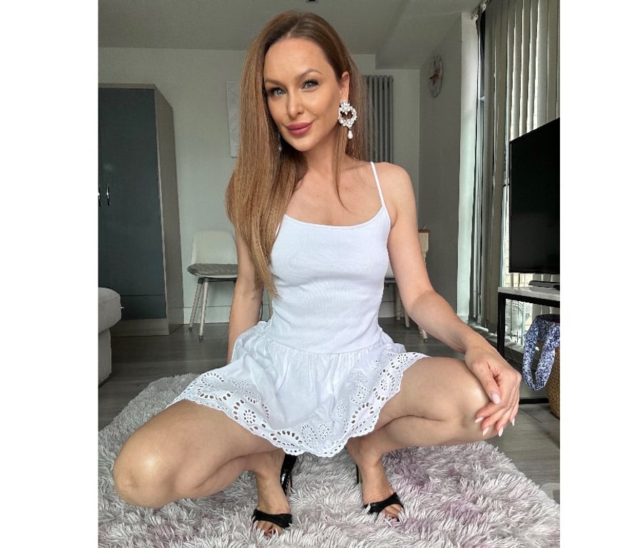 Escorts East London South Quay - East London - Photos for Cindy Sensual Massage at Canary Wharf