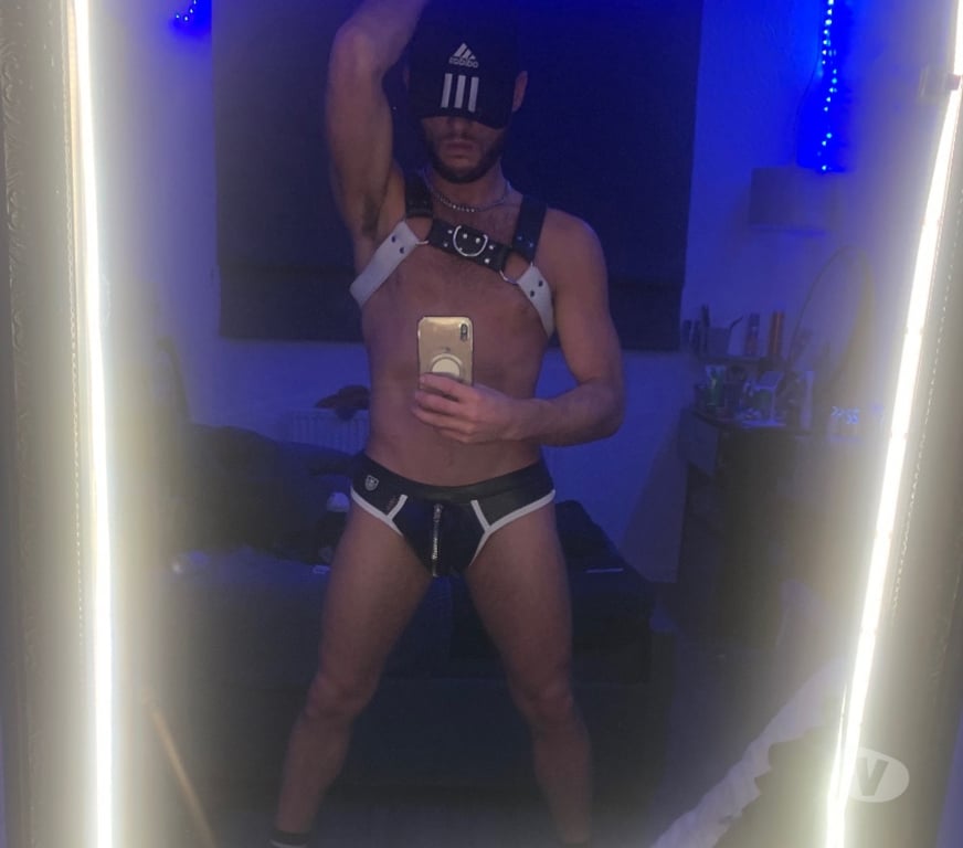  Gay massage Greater Manchester Bury - Photos for 💎Hung Horny Lad - AVAILABLE NOW 🔥