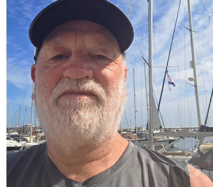 Gay Dating Moray Buckie - Moray - Photos for Looking for younger friends 