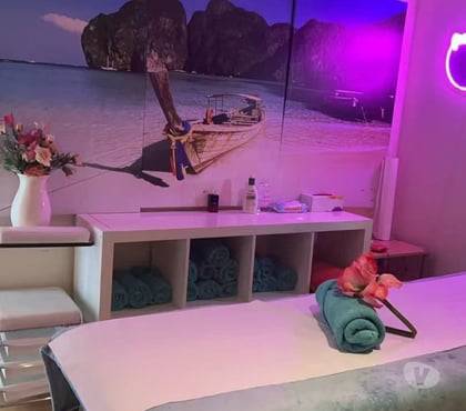 Massage Wimbledon South West London - Photos for PRIVATE Oriental Massage Studio Motspur Park Nr. Wimbledon