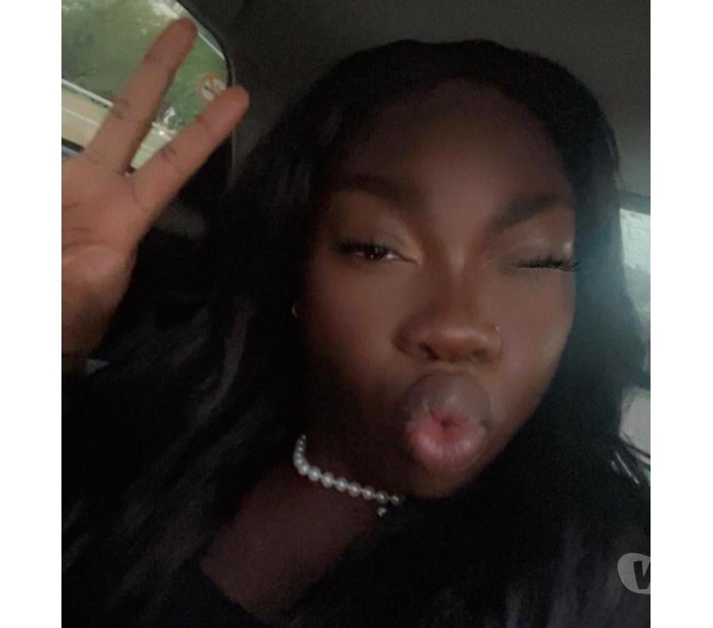  Gay massage West Yorkshire Bradford - Photos for Junior Femboy xx read bio