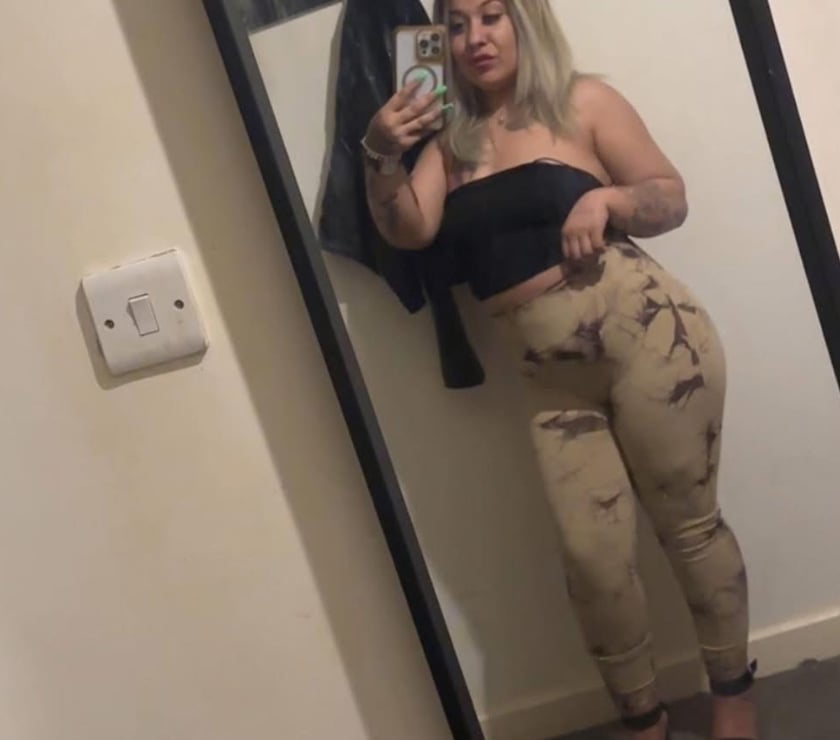  Escorts & Erotic Massage Stratford East London - Photos for 💞Alba now in town 🥰