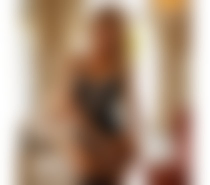 Escorts Central London Mayfair - Central London - Photos for 🖤ELLA✨ Your Ultimate Escape with a Blonde Beauty ✨