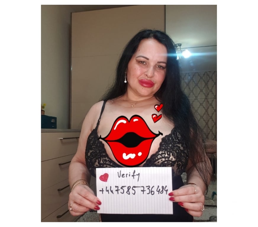 Adult Entertainment Central London Aldgate - Central London - Photos for Webcam whit genuine lady 5 min 10£ Videocall with toys