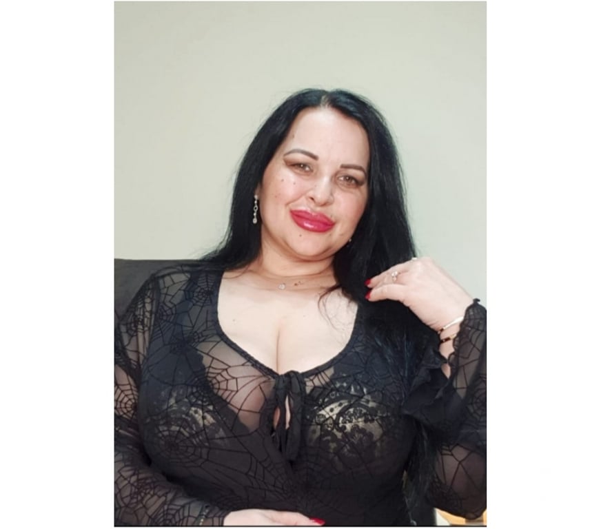 Adult Entertainment Central London Aldgate - Central London - Photos for Webcam whit genuine lady 5 min 10£ Videocall with toys