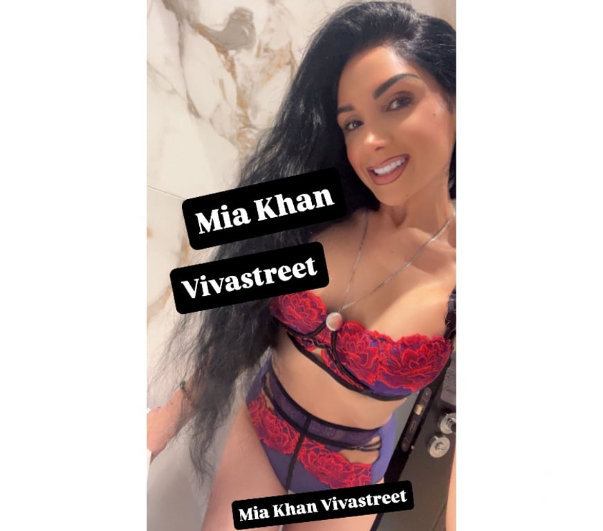 Escorts West Yorkshire Leeds - Photos for MIA KHAN LEEDS IN CALLS 07395641919