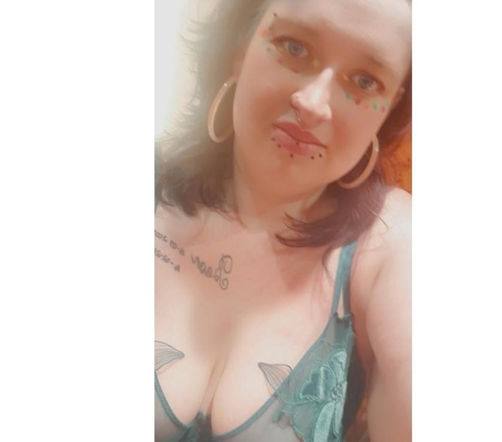 Escorts Wiltshire Swindon - Photos for Sexy curvy English
