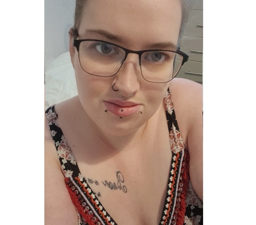 Escorts Wiltshire Swindon - Photos for Bbw English Curvy Natural ELLIE