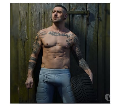  Gay massage Edinburgh Bioquarter Edinburgh - Photos for Massage and Fun!! Fit and masculine guy visiting Edin