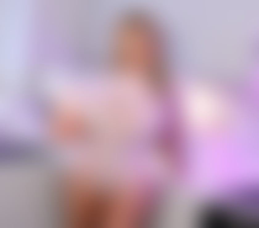 Escorts Surrey Guildford - Photos for British independent Busty Blonde 32HH Size 8 Bubble Butt