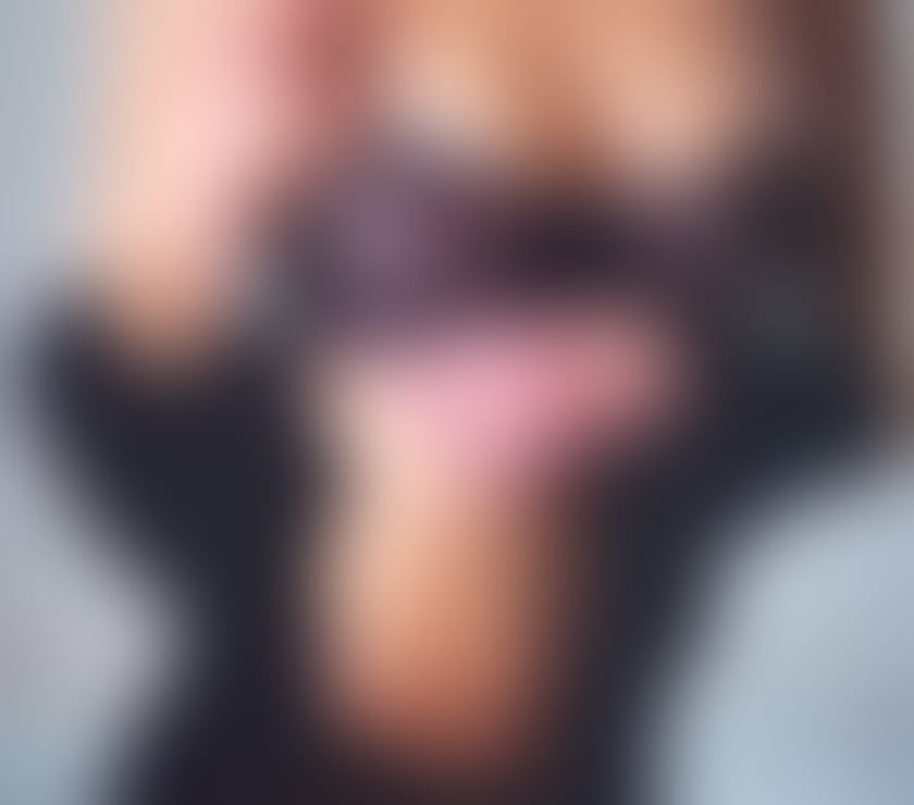 Escorts and Massages Cromwell Road South West London - Photos for Kensington, Knightsbridge, Mayfair, Park Lane