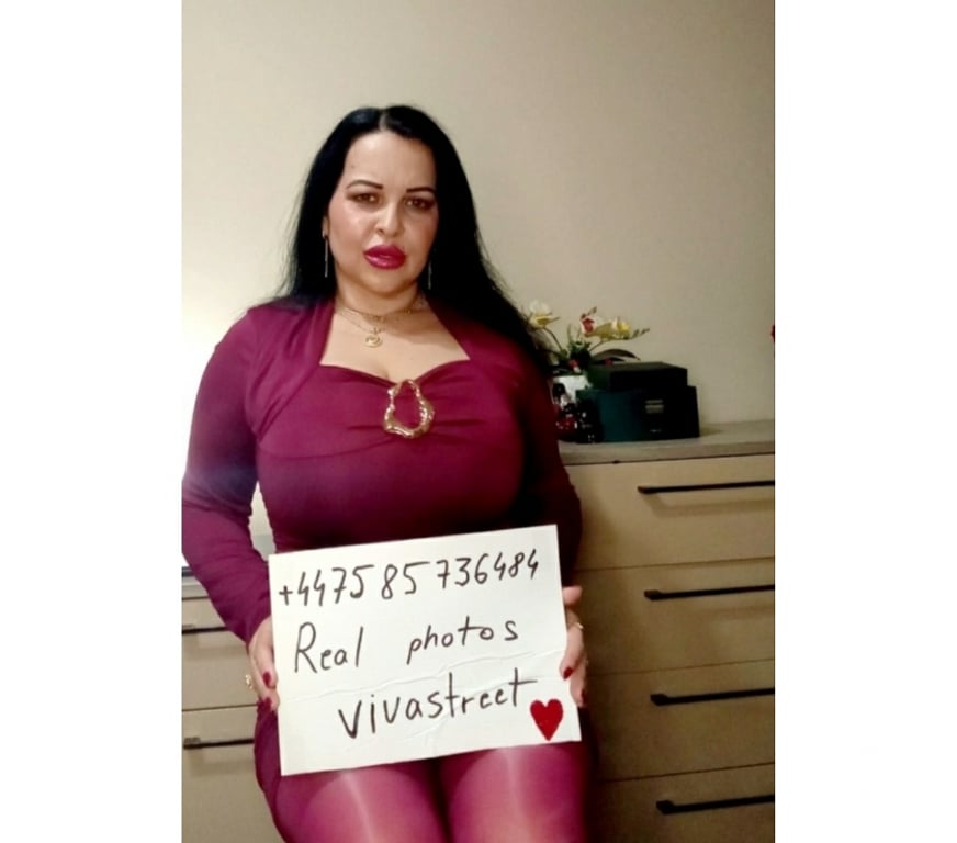 Adult Entertainment Edinburgh Edinburgh - Edinburgh - Photos for Webcam whit real lady 47 yrs 5 mins 10£ Videocall with toys