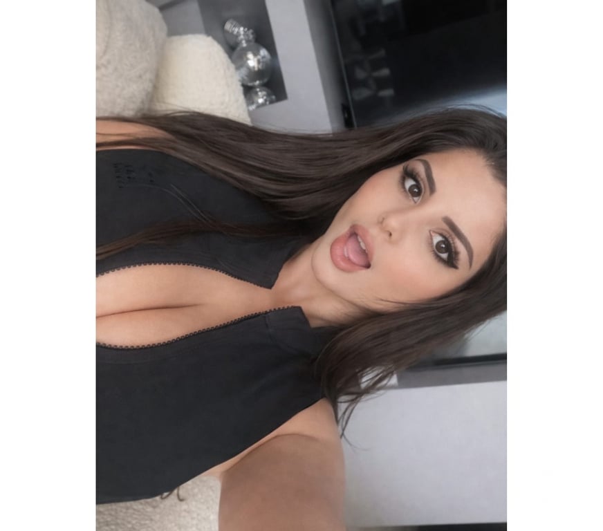 Adult Entertainment Central London Belgravia - Central London - Photos for bossy fem dom and findom ,party and so on ! 07926886090