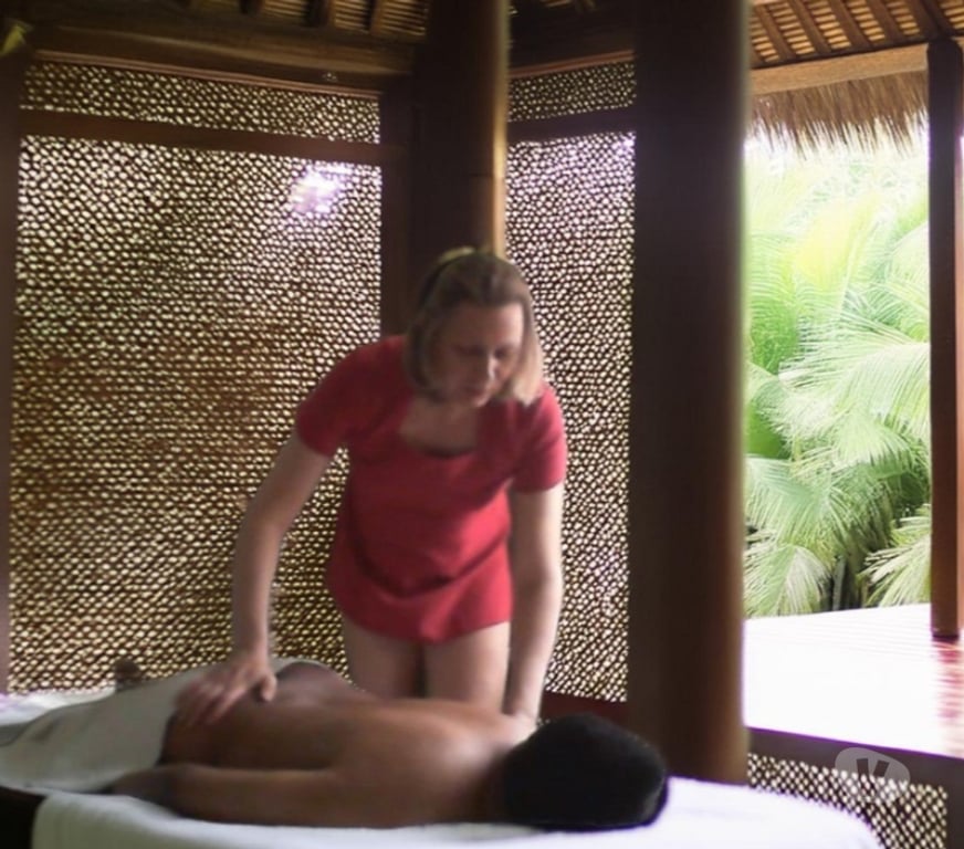 Trans Escorts North London Highbury - North London - Photos for Relaxing Massage by Pretty Shemale - North London