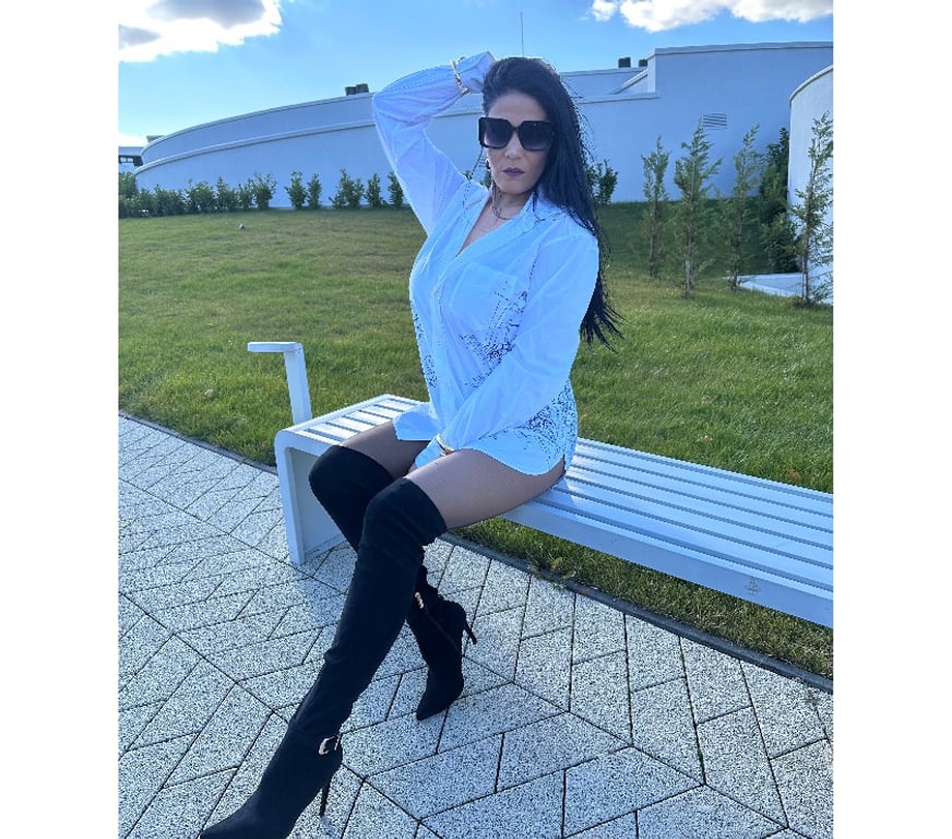 Adult Entertainment East London Upton Park - East London - Photos for Mature lady ready to play !!❤️