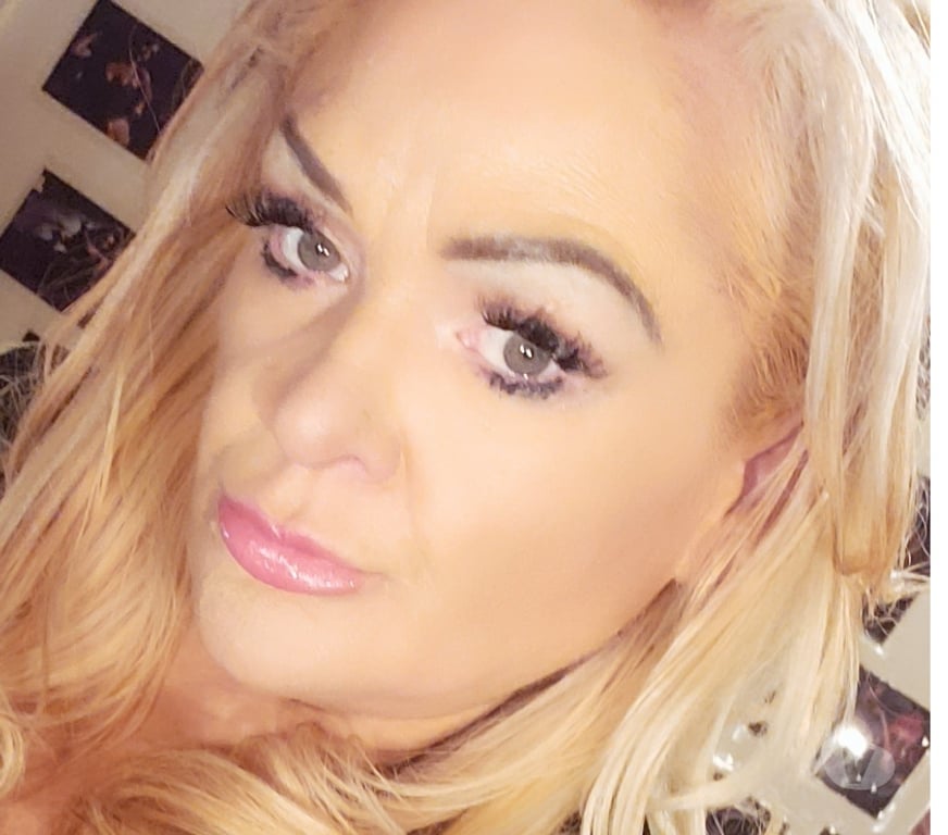 Escorts Somerset North Somerset - Photos for Melanie Moore Escort And Massage