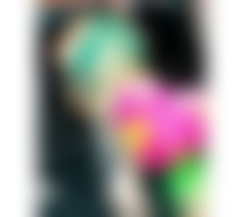 Escorts South Yorkshire Doncaster - Photos for English and heavily tattood brunette girl