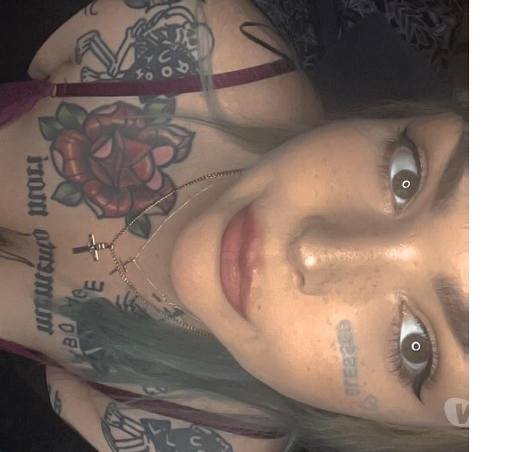 Escorts South Yorkshire Doncaster - Photos for English and heavily tattood brunette girl