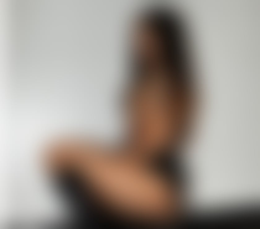 Escorts and Massages Great Chart Ashford - Photos for Laura 100 % ✅real outcall only 8 pm - 6 am🔥