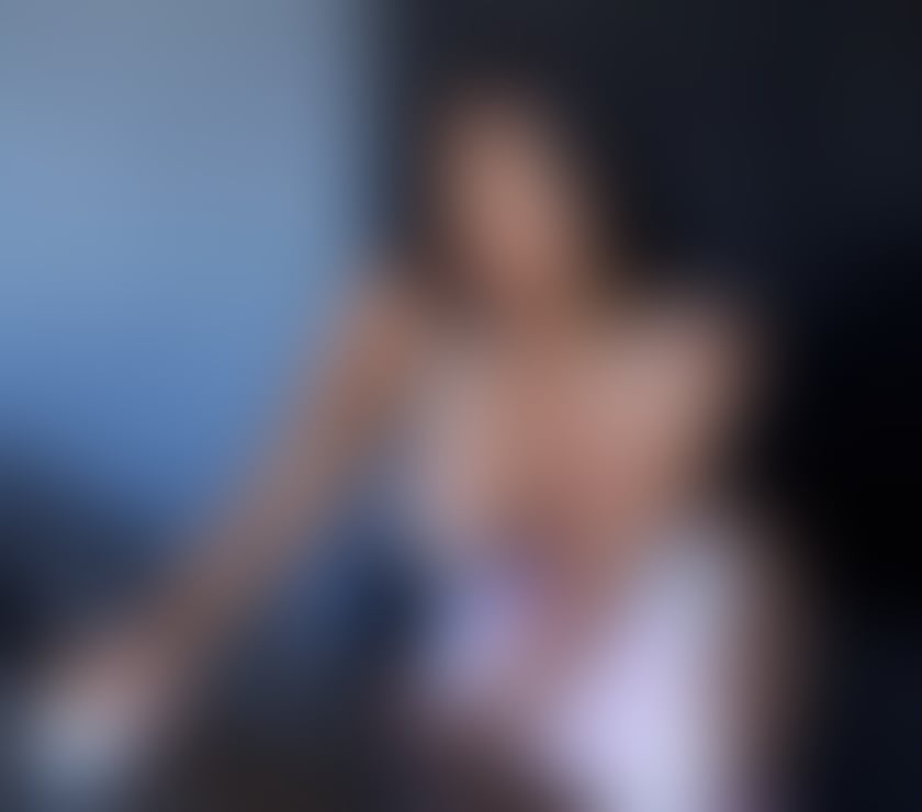 Escorts Kent Folkestone and Hythe - Photos for Julie 100 % ✅ real outcall only 8 pm - 6 am all night🔥