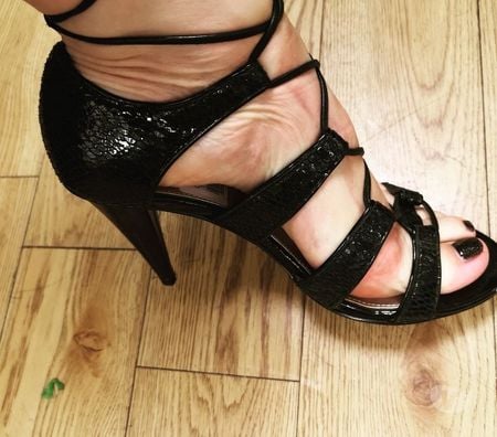 Escorts Hertfordshire Three Rivers - Photos for Beauty of the female feet