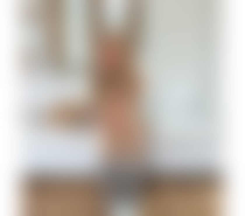 Escorts Belfast Belfast City Centre (South) - Belfast - Photos for : 💜BOMBSHELL-KRISTAL💜FROM GERMANY 💜PARTY GIRL
