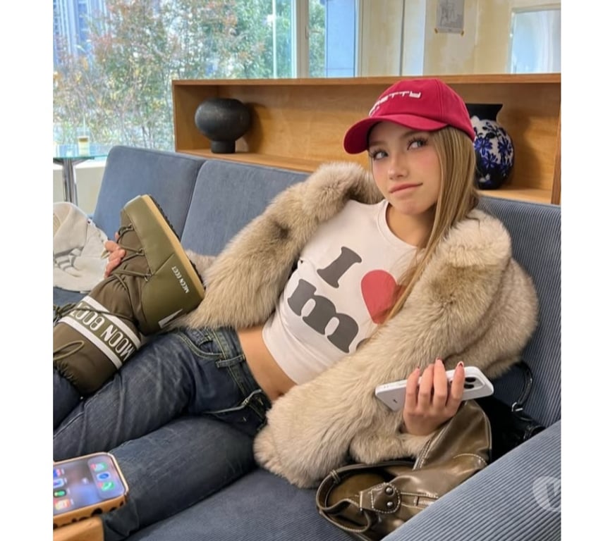 Escorts Belfast Belfast City Centre (South) - Belfast - Photos for : 💜BOMBSHELL-KRISTAL💜FROM GERMANY 💜PARTY GIRL