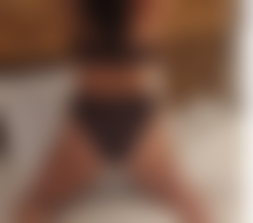 Escorts Derbyshire Derby - Photos for Iris Thai massage call me with number 07391509434