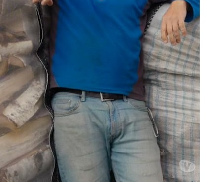 Gay Dating Halford Stratford-on-Avon - Photos for JEANS-CLAD BOY UP FOR FUN?