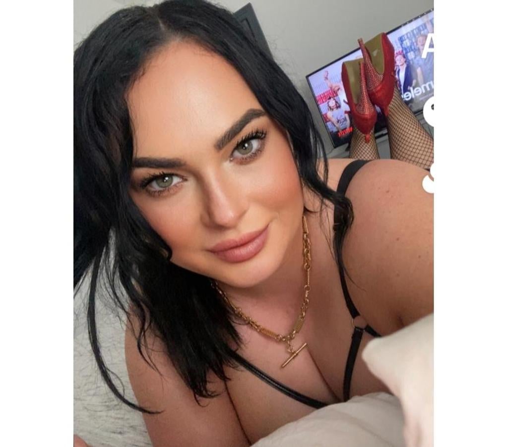 Adult Entertainment Glasgow Glasgow City Centre - Glasgow - Photos for WEBCAM SHOWS AND CUSTOM CONTENT NEWCASTLE'S BUSTY ADDICTION 