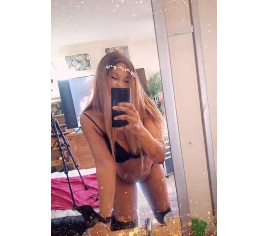 Escorts Nottinghamshire Bassetlaw - Photos for Escort local half latina jamaican