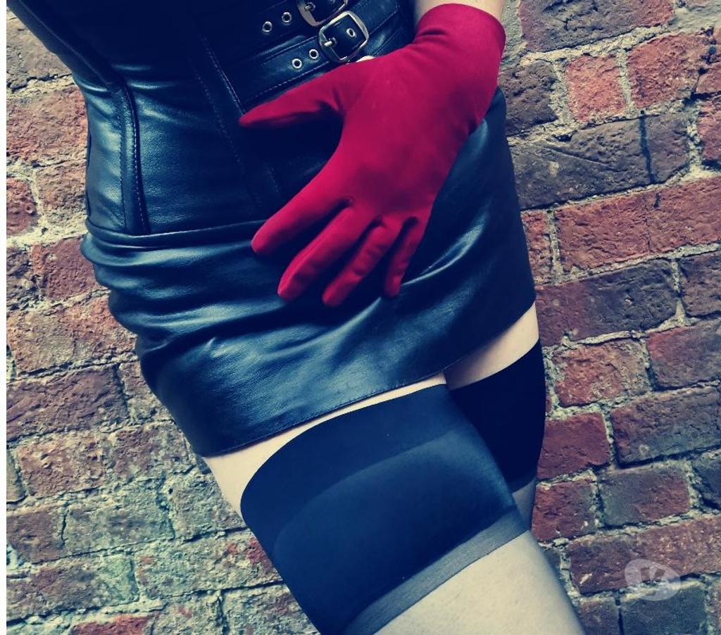 Escorts Central London St Pancras - Central London - Photos for Charlie Suede, Sensual Dominatrix and Tantra Specialist