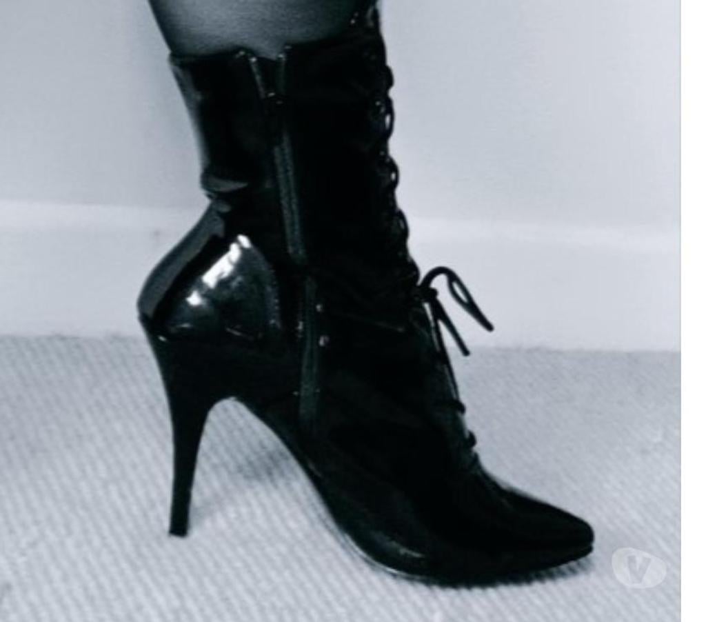 Escorts Central London St Pancras - Central London - Photos for Charlie Suede, Sensual Dominatrix and Tantra Specialist