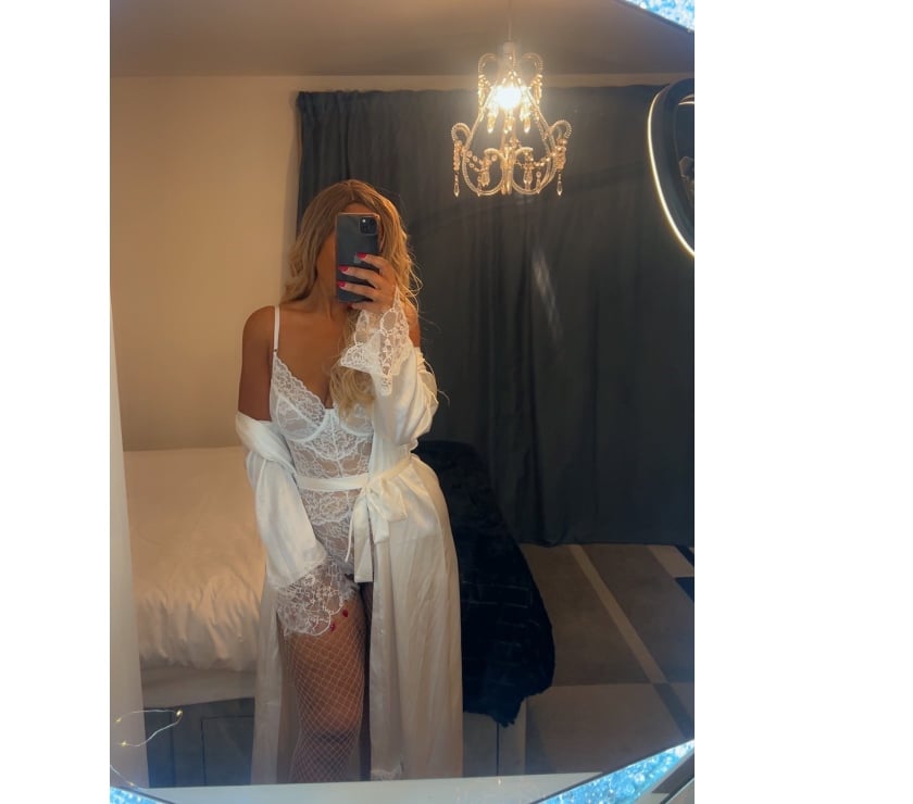 Escorts Buckinghamshire Milton Keynes - Photos for Party 🎉 or GFE I’m your girl 💋