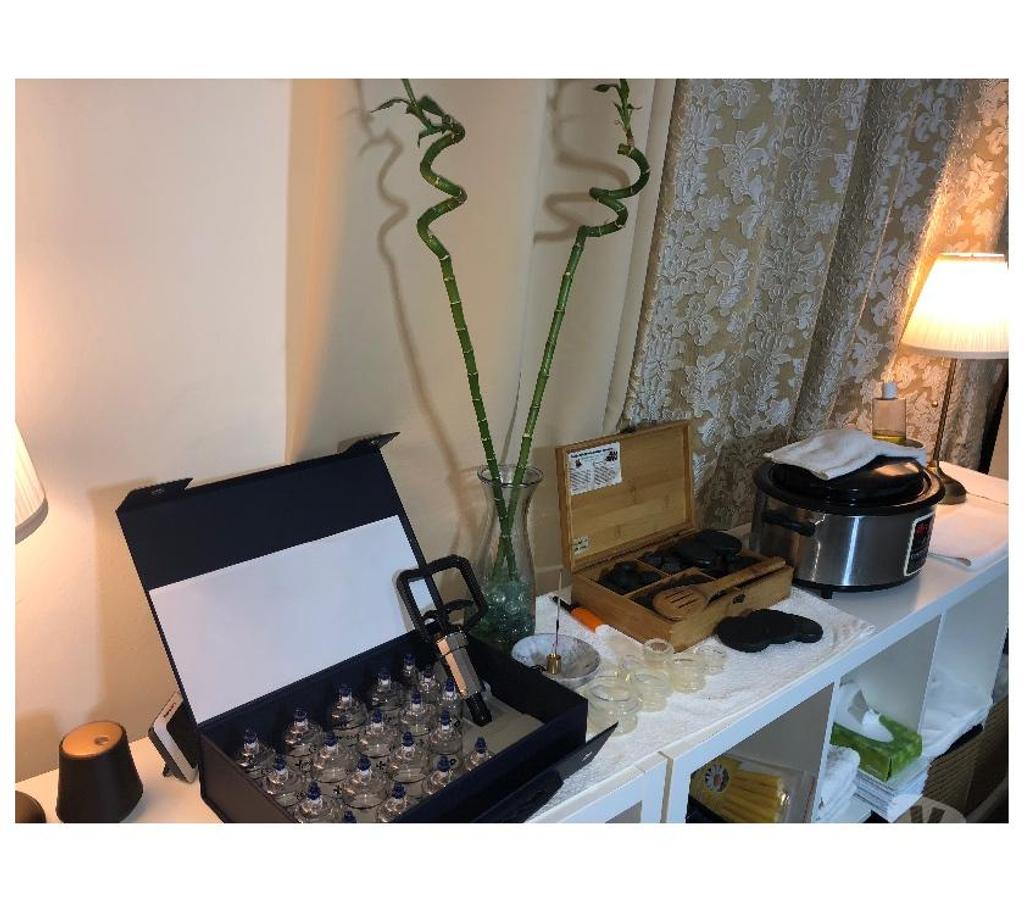 Full body massage West London Hounslow - Photos for Massage from an experienced Lady in Feltham