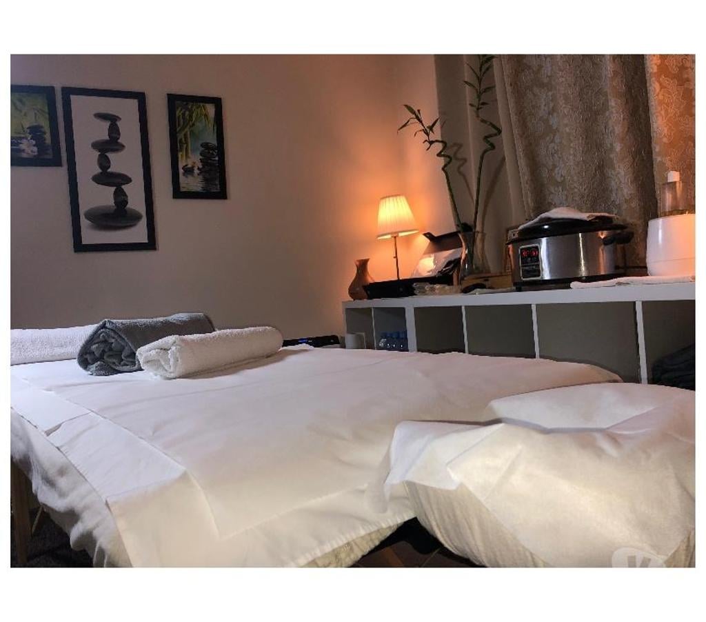 Full body massage West London Hounslow - Photos for Massage from an experienced Lady in Feltham