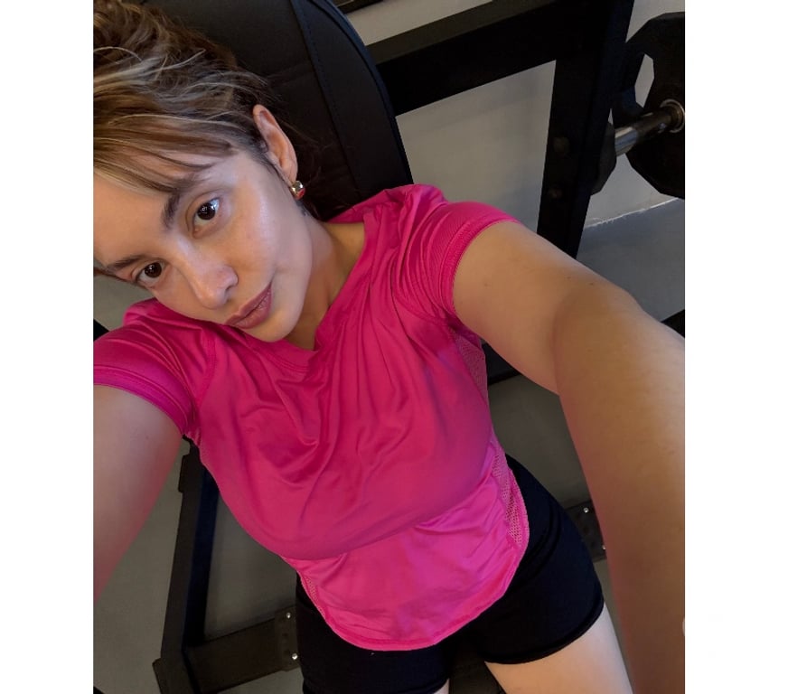 Adult Entertainment East Sussex Brighton - Photos for Yasmin Student with my boyfriend today👸 Check by yourself
